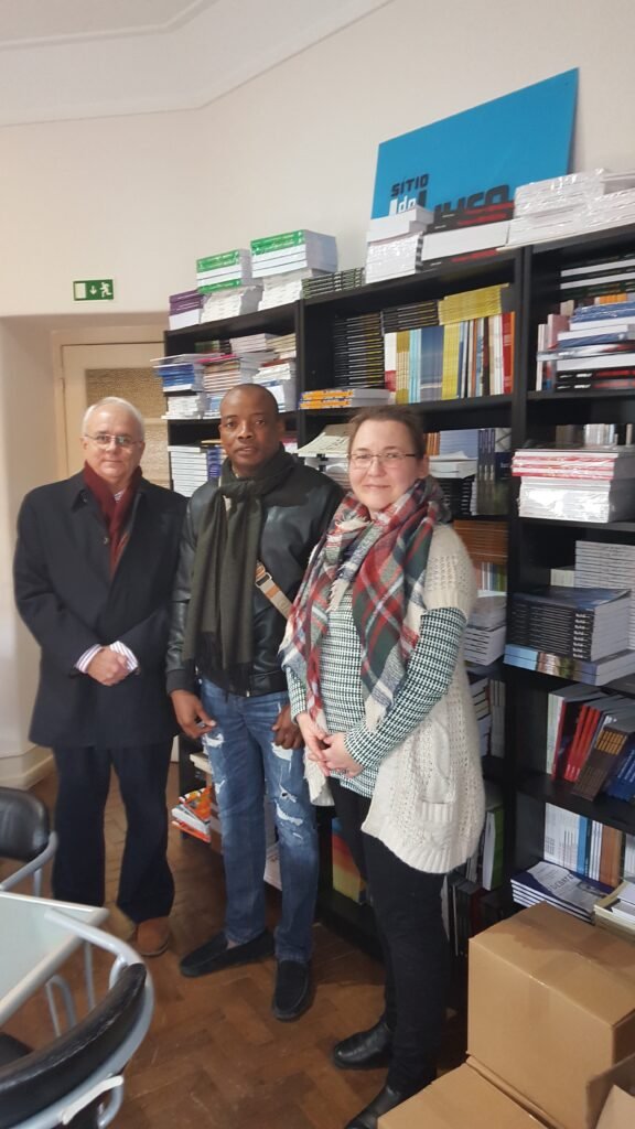 Bento dos Santos e editora Sitio do Livro