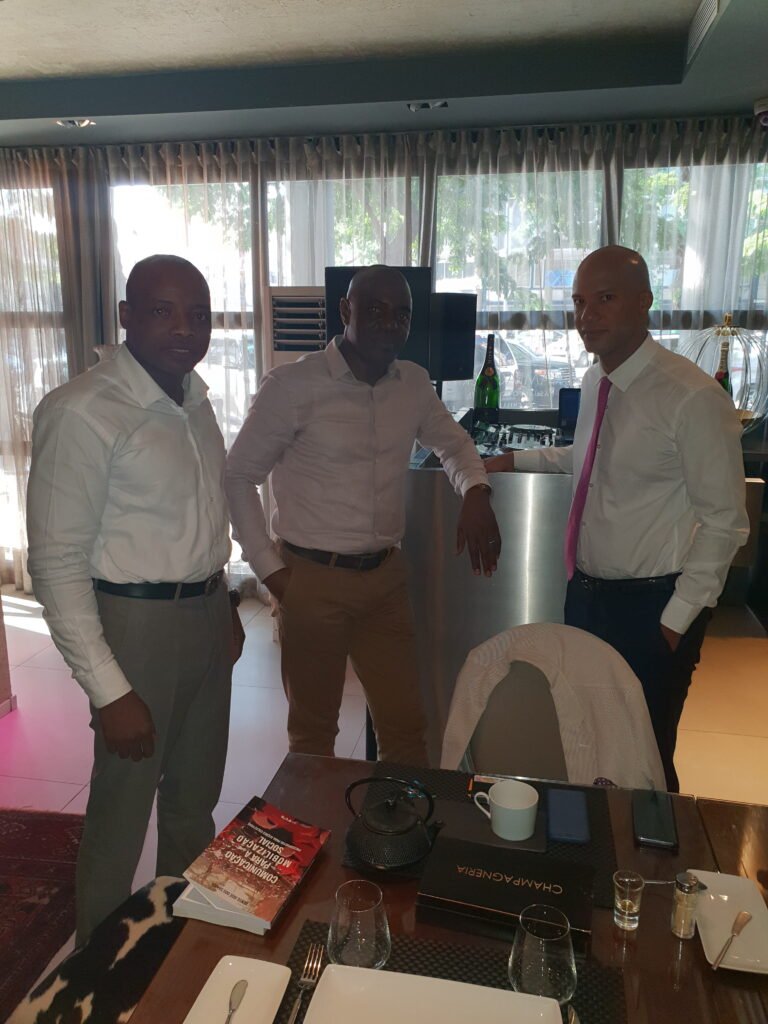 Amigos do escritor Bento dos Santos