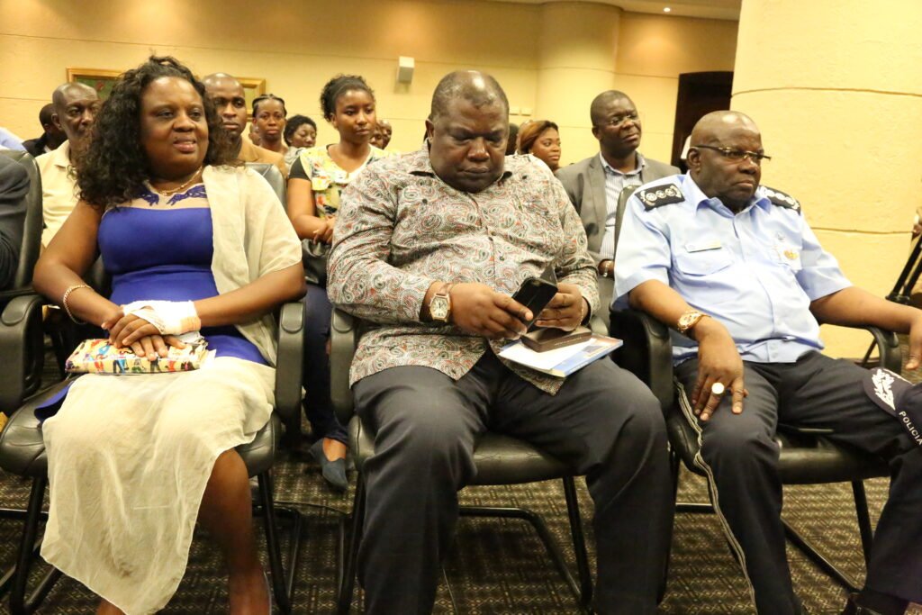 Platéia do lançamento do Pensar Social