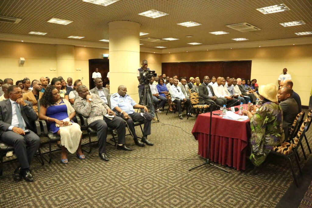 Lançamento do livro Pensar Social