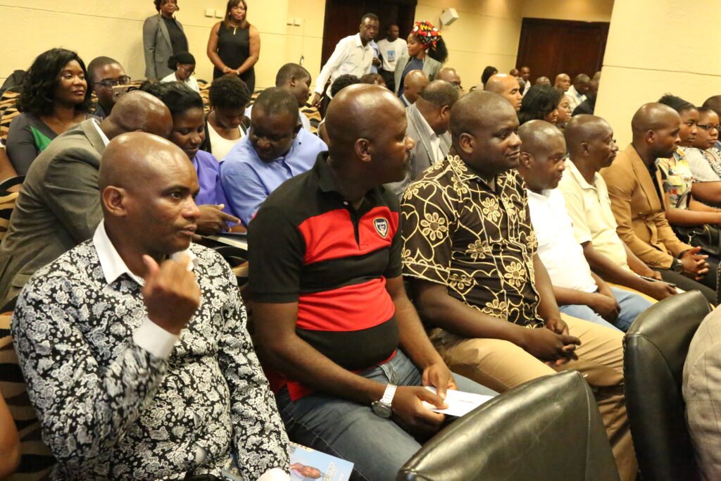 Lançamento pensar social